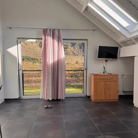 Apartamento Gemütliche In Am Rhein Hammerstein