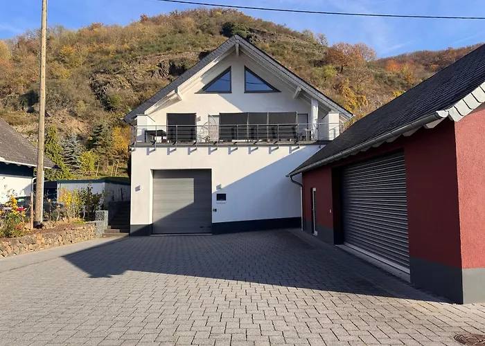 Gemuetliche In Am Rhein *