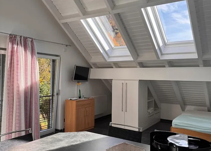 Gemuetliche In Am Rhein * Hammerstein